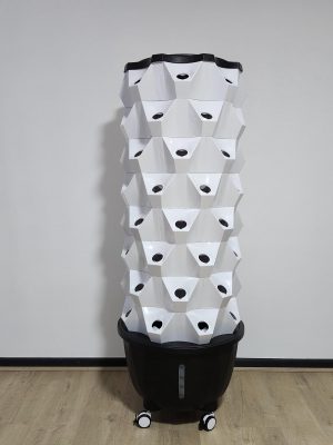 Hydroponic Pineapple Tower: 8 layers, 64 pods